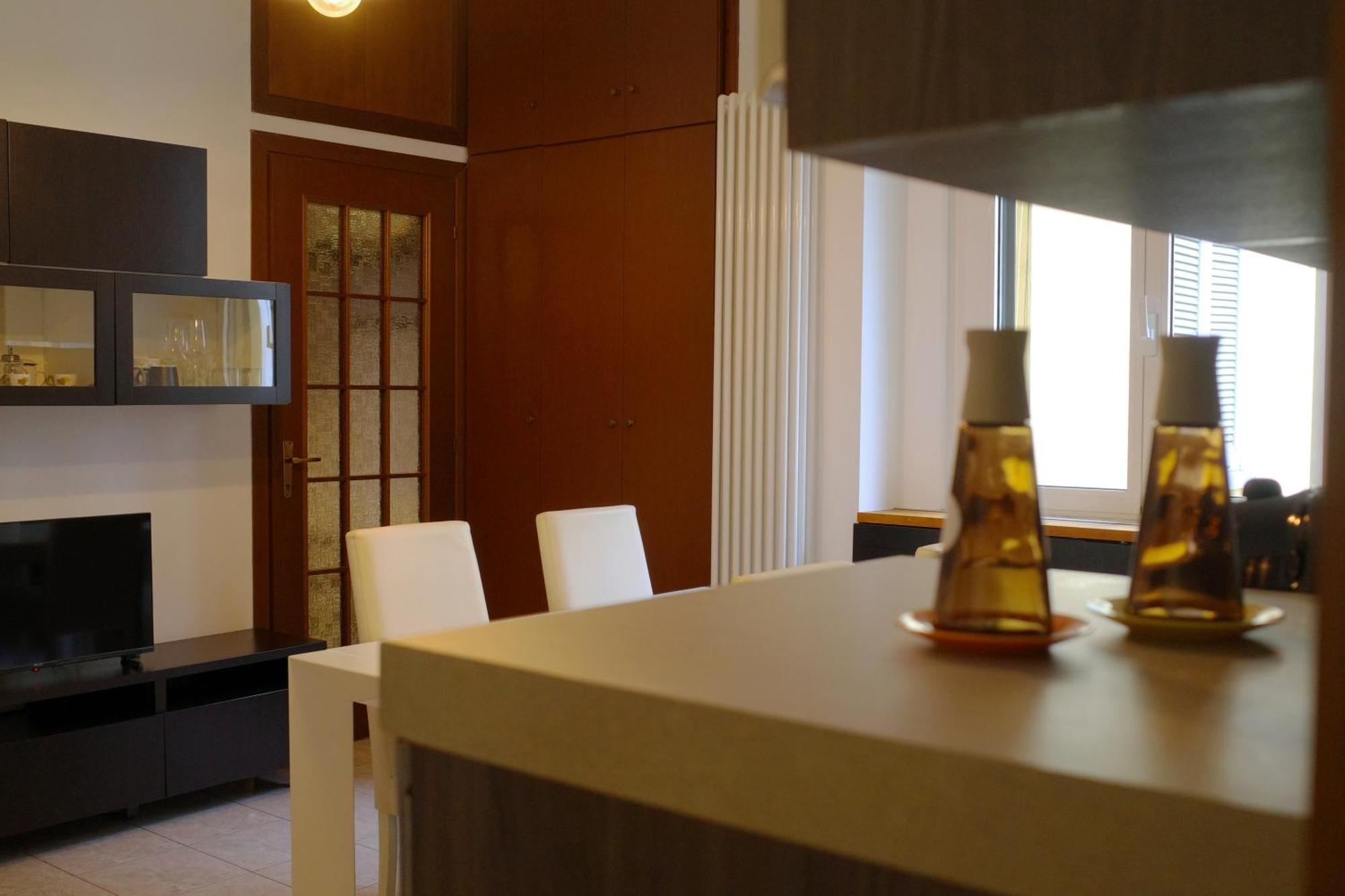 Bwr - Two-room Near The Station, Venini * Mailand